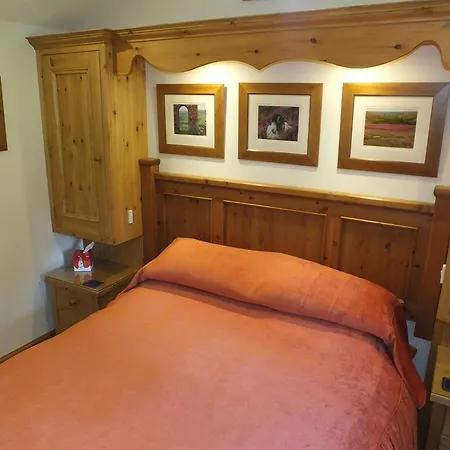 فندق مبيت وإفطار Ann's And The Old Smithy 5*