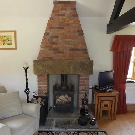 Bed & Breakfast Ann's And The Old Smithy 5*