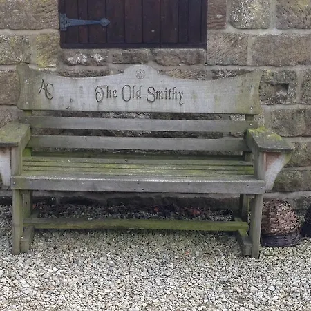 Ann's And The Old Smithy 5*