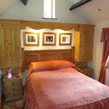 Ann's And The Old Smithy فندق مبيت وإفطار Rosedale Abbey
