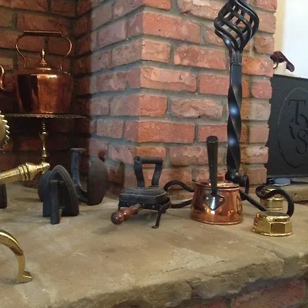 Ann's And The Old Smithy فندق مبيت وإفطار 5*